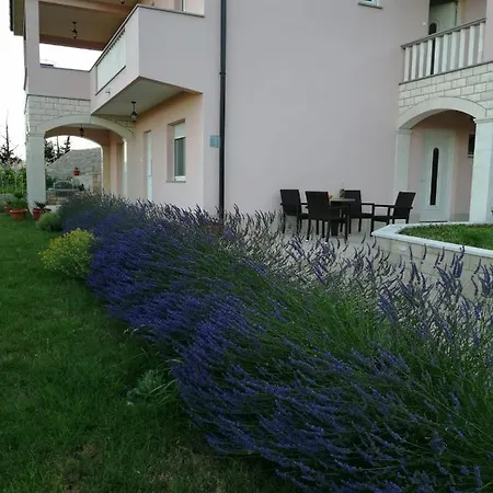 Sun Garden Daire Trebin